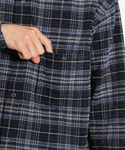 niko and...(ニコアンド)の「モールツイードチェックシャツ(シャツ/ブラウス・メンズ・ブラウン/ブルー/アイボリー・MEDIUM/LARGE)」の5枚目の写真