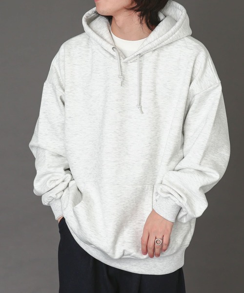 SENSE OF PLACE by URBAN RESEARCH（センスオブプレイスバイアーバンリサーチ）の「ウラキモウスフレスウェットパーカ（パーカー・メンズ・グリーン/ブラック/ライトブルー/ライトグレー・X-LARGE/LARGE/MEDIUM）」の3枚目の写真