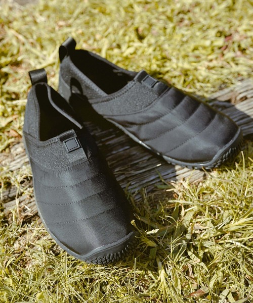 BAYFLOW(ベイフロー)の「キルティングスリッポン(スリッポン・メンズ・ブラック/カーキ/その他1・MEDIUM/SMALL)」の2枚目の写真