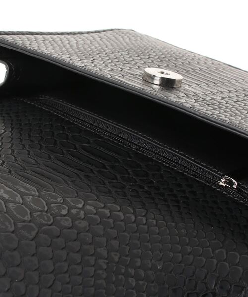 FIG&VIPER(フィグアンドバイパー)の「型押しクロコ2WAYBAG(ショルダーバッグ・レディース・カーキ/ベージュ/ブラック・FREE)」の8枚目の写真