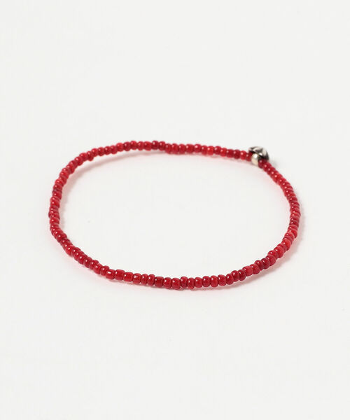 BEAMS BOY（ビームスボーイ）の「ROSETTA PRAYER / ホワイトハーツ ビーズ アンクレット（アンクレット・レディース・レッド/ブルー・ONE SIZE）」の3枚目の写真