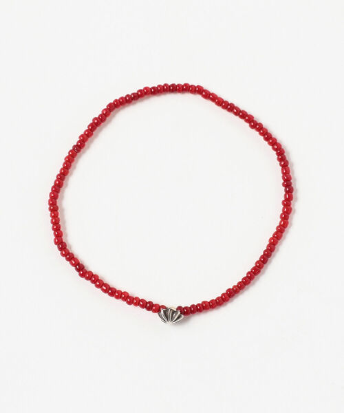 BEAMS BOY（ビームスボーイ）の「ROSETTA PRAYER / ホワイトハーツ ビーズ アンクレット（アンクレット・レディース・レッド/ブルー・ONE SIZE）」の4枚目の写真