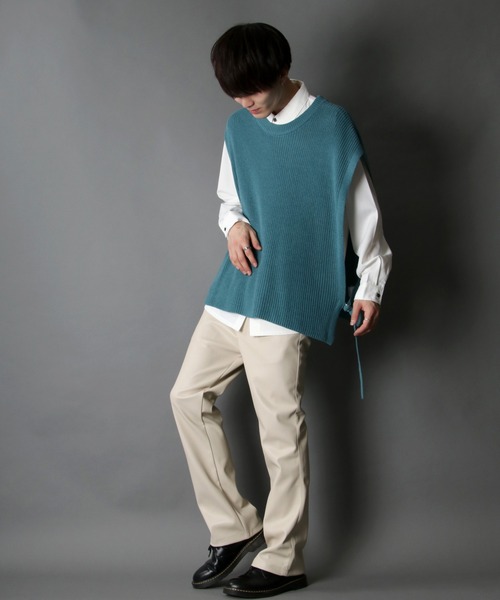 SITRY(シトリー)の「synthetic leather tailored flared pants/フェイクレザー テーラード ブーツカット フレアパンツ(スラックス・メンズ・ブラック/アイボリー・M/L)」の15枚目の写真