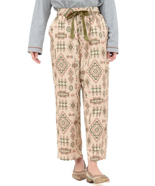 チチカカ(チチカカ)の「ラグプリントパンツ(その他パンツ・レディース・アイボリー/ベージュ/ブラック・FREE)」の11枚目の写真