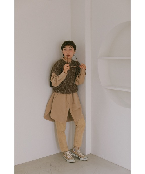 LA PEAU DE GEM(ラポドゥジェム)の「【LA PEAU DE GEM】カットオフロングシャツ(シャツ/ブラウス・レディース・ベージュ/アイボリー・FREE)」の11枚目の写真