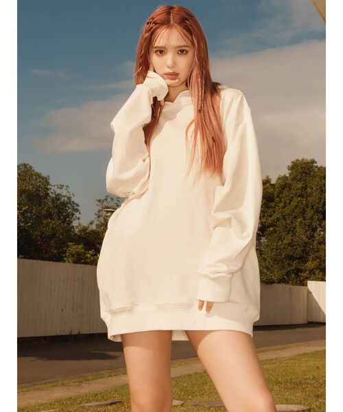 CALNAMUR（カルナムール）の「裏毛バックロゴフーディ（パーカー・レディース・ブラック/アイボリー・FREE）」の7枚目の写真