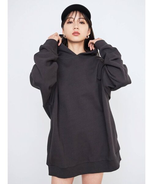 CALNAMUR（カルナムール）の「裏毛バックロゴフーディ（パーカー・レディース・ブラック/アイボリー・FREE）」の5枚目の写真