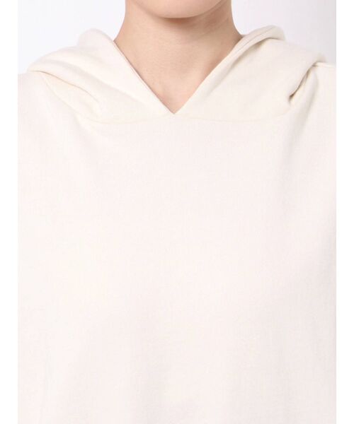 CALNAMUR（カルナムール）の「裏毛バックロゴフーディ（パーカー・レディース・ブラック/アイボリー・FREE）」の6枚目の写真