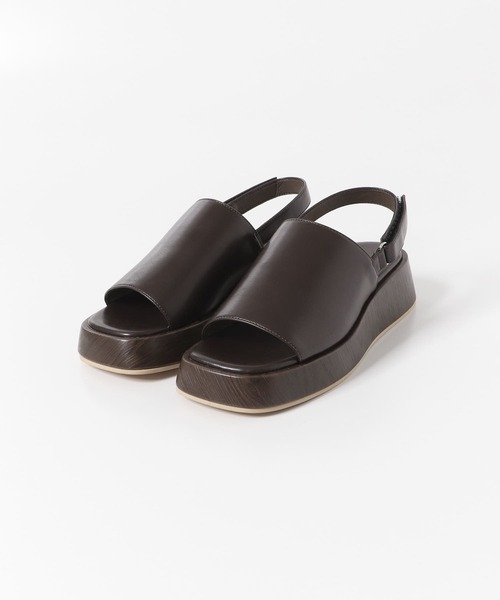 SENSE OF PLACE by URBAN RESEARCH（センスオブプレイスバイアーバンリサーチ）の「プラットカバーバックストラップサンダル（サンダル・レディース・ブラック/ブラウン/グリーン/アイボリー・SMALL/MEDIUM/LARGE）」の6枚目の写真