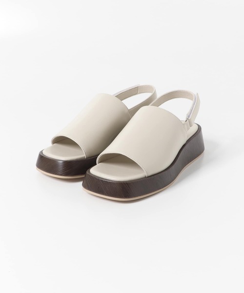 SENSE OF PLACE by URBAN RESEARCH（センスオブプレイスバイアーバンリサーチ）の「プラットカバーバックストラップサンダル（サンダル・レディース・ブラック/ブラウン/グリーン/アイボリー・SMALL/MEDIUM/LARGE）」の8枚目の写真