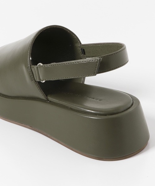 SENSE OF PLACE by URBAN RESEARCH（センスオブプレイスバイアーバンリサーチ）の「プラットカバーバックストラップサンダル（サンダル・レディース・ブラック/ブラウン/グリーン/アイボリー・SMALL/MEDIUM/LARGE）」の15枚目の写真