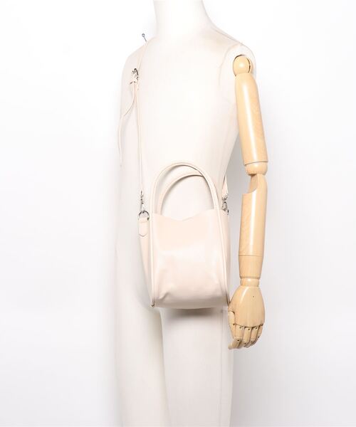 flower（フラワー）の「マルチウェイバッグ（ショルダーバッグ・レディース・アイボリー/ベージュ・FREE）」の8枚目の写真