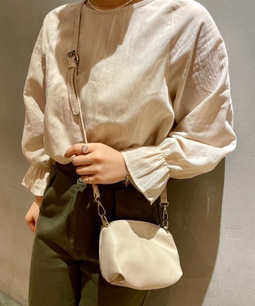 flower（フラワー）の「マルチウェイバッグ（ショルダーバッグ・レディース・アイボリー/ベージュ・FREE）」の15枚目の写真