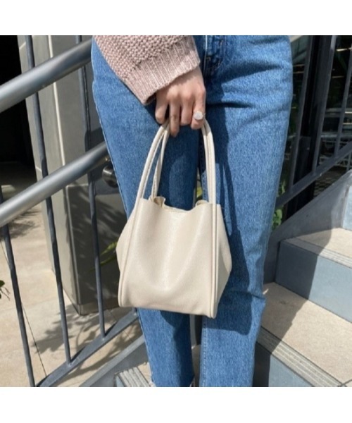 flower（フラワー）の「マルチウェイバッグ（ショルダーバッグ・レディース・アイボリー/ベージュ・FREE）」の21枚目の写真