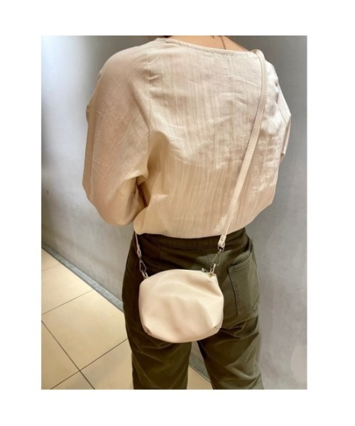 flower（フラワー）の「マルチウェイバッグ（ショルダーバッグ・レディース・アイボリー/ベージュ・FREE）」の16枚目の写真