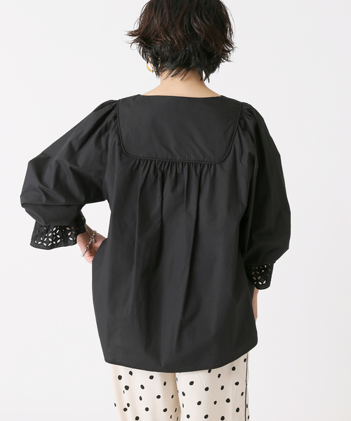 B.C STOCK(ベーセーストック)の「エンブロイダリー カフスブラウス◆(シャツ/ブラウス・レディース・ホワイト/ブラック/レッド・FREE)」の7枚目の写真