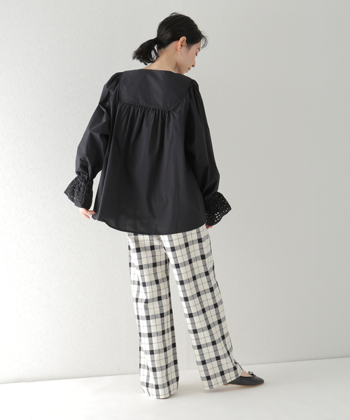 B.C STOCK(ベーセーストック)の「エンブロイダリー カフスブラウス◆(シャツ/ブラウス・レディース・ホワイト/ブラック/レッド・FREE)」の18枚目の写真
