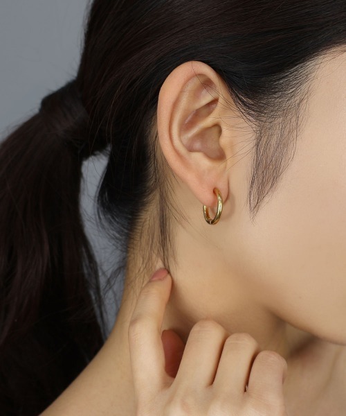 CEMONEMO(セモネモ)の「【金属アレルギー対応】 クリップ フープイヤリング / サージカルステンレス(イヤリング・レディース・シルバー/ゴールド・S/L)」の21枚目の写真