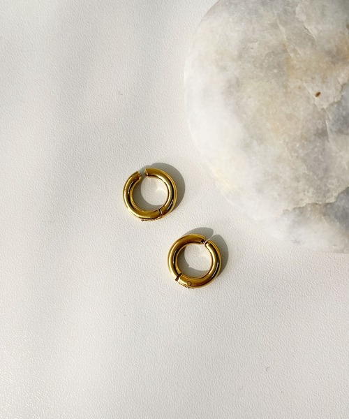 CEMONEMO(セモネモ)の「【金属アレルギー対応】 クリップ フープイヤリング / サージカルステンレス(イヤリング・レディース・シルバー/ゴールド・S/L)」の11枚目の写真