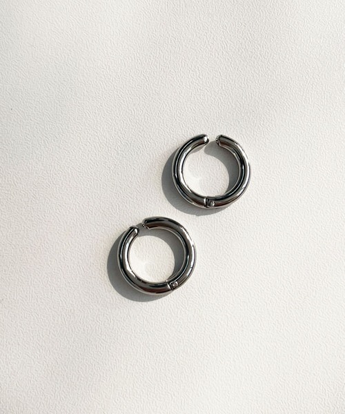 CEMONEMO(セモネモ)の「【金属アレルギー対応】 クリップ フープイヤリング / サージカルステンレス(イヤリング・レディース・シルバー/ゴールド・S/L)」の6枚目の写真
