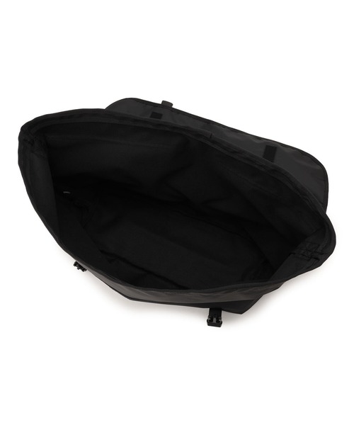BEAVER（ビーバー）の「PACKING/パッキング　MESSENGER (MAT BLACK) メッセンジャーバッグ（マットブラック） PA-008（ショルダーバッグ・メンズ・ブラック・FREE）」の5枚目の写真