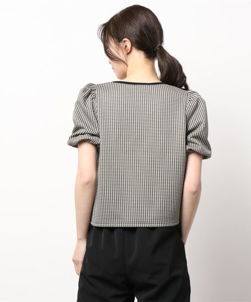 ANDGEEBEE（アンジービー）の「パフスリーブトップス（その他トップス・レディース・ブラック/ベージュ・MEDIUM）」の4枚目の写真