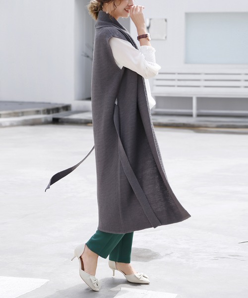 Doux Belle（ドゥーベル）の「Iラインロングニットベスト（ベスト・レディース・ライトグレー/ブラック/ベージュ/ダークグレー・FREE）」の3枚目の写真