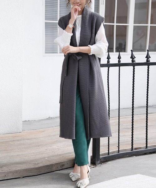 Doux Belle（ドゥーベル）の「Iラインロングニットベスト（ベスト・レディース・ライトグレー/ブラック/ベージュ/ダークグレー・FREE）」の14枚目の写真