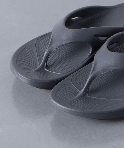OOFOS（ウーフォス）の「＜ OOFOS (ウーフォス) ＞ OOriginal/サンダル（サンダル・メンズ・ベージュ/ブラック/グレー/ダークブラウン/ライム・9/7/10/8）」の10枚目の写真