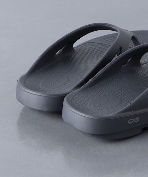 OOFOS（ウーフォス）の「＜ OOFOS (ウーフォス) ＞ OOriginal/サンダル（サンダル・メンズ・ベージュ/ブラック/グレー/ダークブラウン/ライム・9/7/10/8）」の11枚目の写真