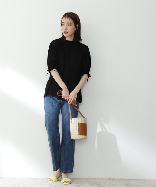 N.（N. Natural Beauty Basic）（エヌエヌナチュラルビューティーベーシック）の「◆シュリンクパフブラウス（シャツ/ブラウス・レディース・ブラック/ブルー/イエロー・MEDIUM）」の4枚目の写真