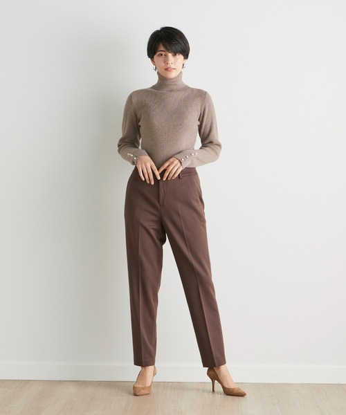 INED CLARO（イネドクラロ）の「ソフトサーモテーパードパンツ【セットアップ対応】（スーツパンツ・レディース・ブラウン/カーキ・7号/9号/11号）」の3枚目の写真