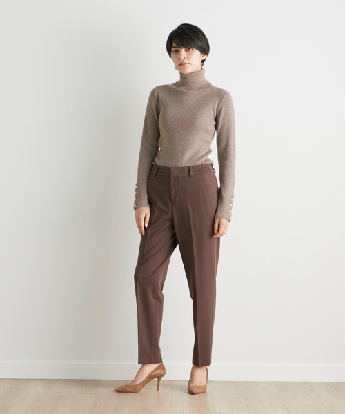 INED CLARO（イネドクラロ）の「ソフトサーモテーパードパンツ【セットアップ対応】（スーツパンツ・レディース・ブラウン/カーキ・7号/9号/11号）」の7枚目の写真