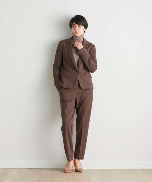 INED CLARO（イネドクラロ）の「ソフトサーモテーパードパンツ【セットアップ対応】（スーツパンツ・レディース・ブラウン/カーキ・7号/9号/11号）」の13枚目の写真