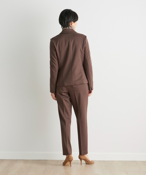 INED CLARO（イネドクラロ）の「ソフトサーモテーパードパンツ【セットアップ対応】（スーツパンツ・レディース・ブラウン/カーキ・7号/9号/11号）」の18枚目の写真