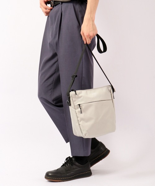 anello（アネロ）の「anello GRANDE 軽量撥水ミニショルダーBAG（ショルダーバッグ）」 WEAR