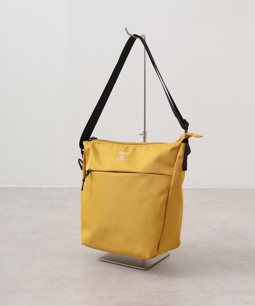 anello（アネロ）の「anello GRANDE 軽量撥水ミニショルダーBAG（ショルダーバッグ・メンズ・ライトブルー/ネイビー/オリーブ/マスタード/ライトベージュ/ブラック・FREE）」の9枚目の写真