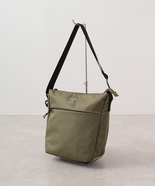 anello（アネロ）の「anello GRANDE 軽量撥水ミニショルダーBAG（ショルダーバッグ・メンズ・ライトブルー/ネイビー/オリーブ/マスタード/ライトベージュ/ブラック・FREE）」の11枚目の写真