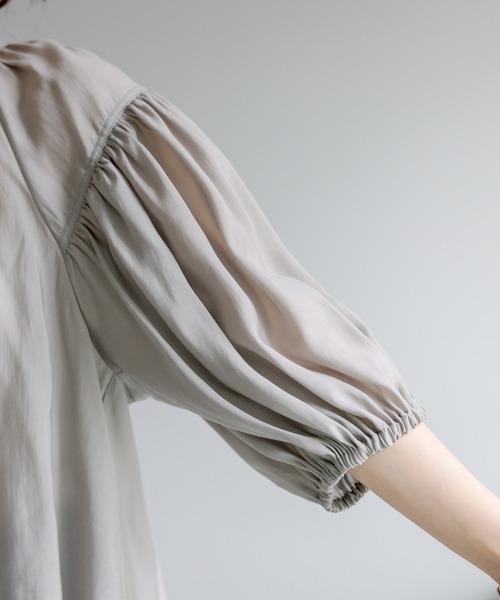 PUAL CE CIN（ピュアルセシン）の「【Du noir】シアーバックリボン ギャザーブラウス（シャツ/ブラウス・レディース・グレー/オフホワイト・FREE）」の16枚目の写真