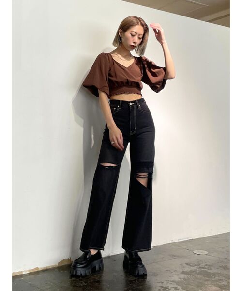 EMODA（エモダ）の「クロップクロストップ（Tシャツ/カットソー・レディース・アイボリー/ブラック/ブルー/ブラウン・FREE）」の10枚目の写真