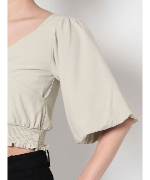 EMODA（エモダ）の「クロップクロストップ（Tシャツ/カットソー・レディース・アイボリー/ブラック/ブルー/ブラウン・FREE）」の15枚目の写真