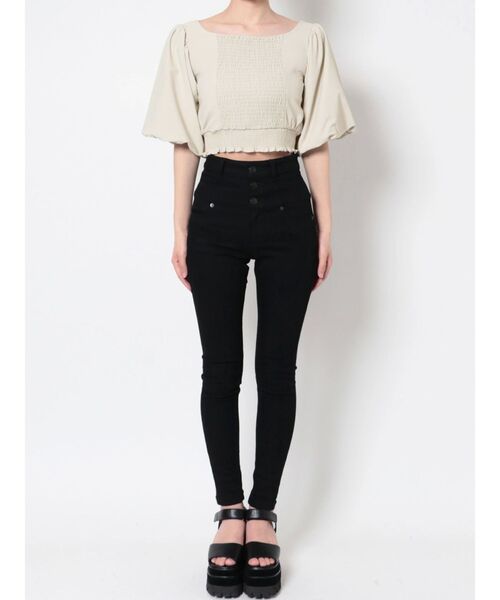 EMODA（エモダ）の「クロップクロストップ（Tシャツ/カットソー・レディース・アイボリー/ブラック/ブルー/ブラウン・FREE）」の17枚目の写真