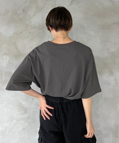 kutir（クティール）の「アソートプリントＴシャツ（Tシャツ/カットソー・レディース・ホワイト/チャコールグレー/ネイビー/オリーブ/ピンク・FREE）」の15枚目の写真