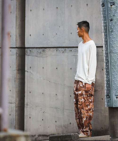 BEAMS（ビームス）の「BEAMS / ブリティッシュユーロカモ カーゴパンツ