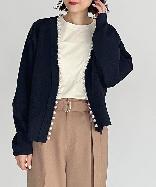 PICCIN（ピッチン）の「襟パール付きボリュームカーディガン（カーディガン/ボレロ・レディース・ブラック/ネイビー/サーモンピンク・M）」の14枚目の写真