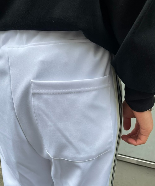 CIAOPANIC（チャオパニック）の「ライントラックパンツ（その他パンツ・メンズ・ホワイト/ブラック/バーガンディー・MEDIUM/LARGE）」の11枚目の写真