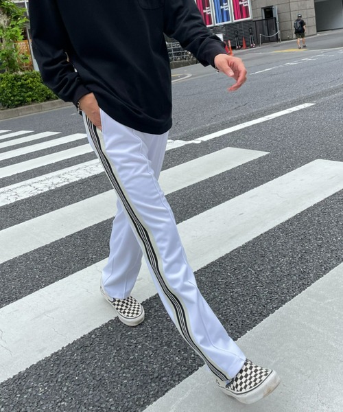 CIAOPANIC（チャオパニック）の「ライントラックパンツ（その他パンツ・メンズ・ホワイト/ブラック/バーガンディー・MEDIUM/LARGE）」の5枚目の写真
