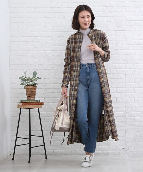 SHOO・LA・RUE（シューラルー）の「◆上品なチェック柄！バンドカラー ワンピース（ワンピース・レディース・イエロー系1/ブラウン系2/ベージュ系その他2/ワイン系3・00）」の3枚目の写真