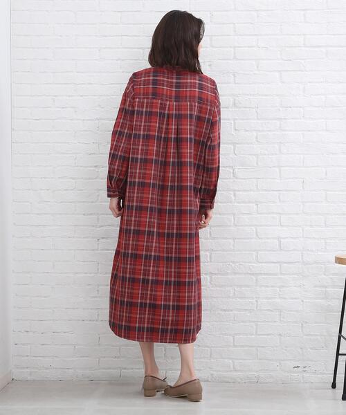 SHOO・LA・RUE（シューラルー）の「◆上品なチェック柄！バンドカラー ワンピース（ワンピース・レディース・イエロー系1/ブラウン系2/ベージュ系その他2/ワイン系3・00）」の20枚目の写真