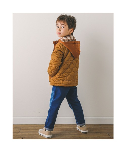 SLAP SLIP（スラップスリップ）の「SLAPSLIP/取り外し可能フード付き中綿キルト配色切り替え裏ボアタフタジャケット(80~130cm)（ブルゾン・キッズ・イエロー/グリーン・130/100/120/80/110/90）」の5枚目の写真